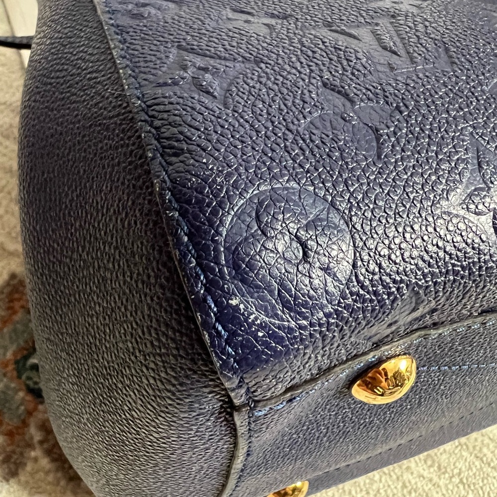 Louis Vuitton Montaigne GM Empreinte Leather with detachable strap. - Picture 6 of 14